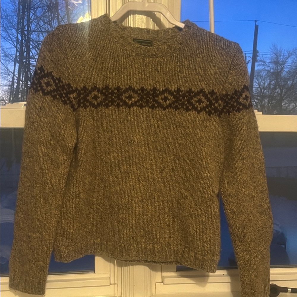 Abercrombie Wool Knit Crewneck Sweater with Pattern
